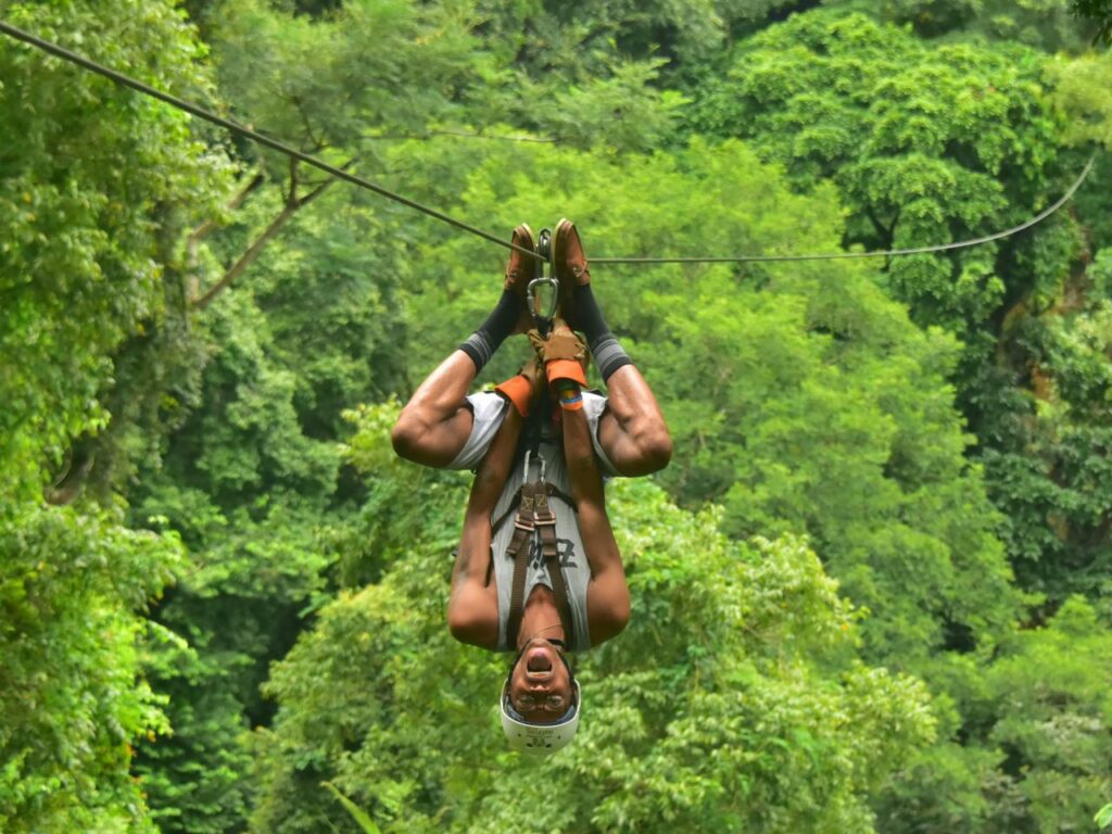 zip lining in Costa Rica 